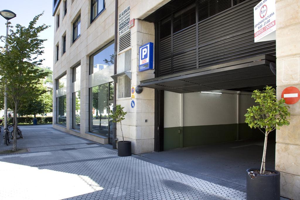 Pension T5 Donostia Suites Сан-Себастьян Экстерьер фото